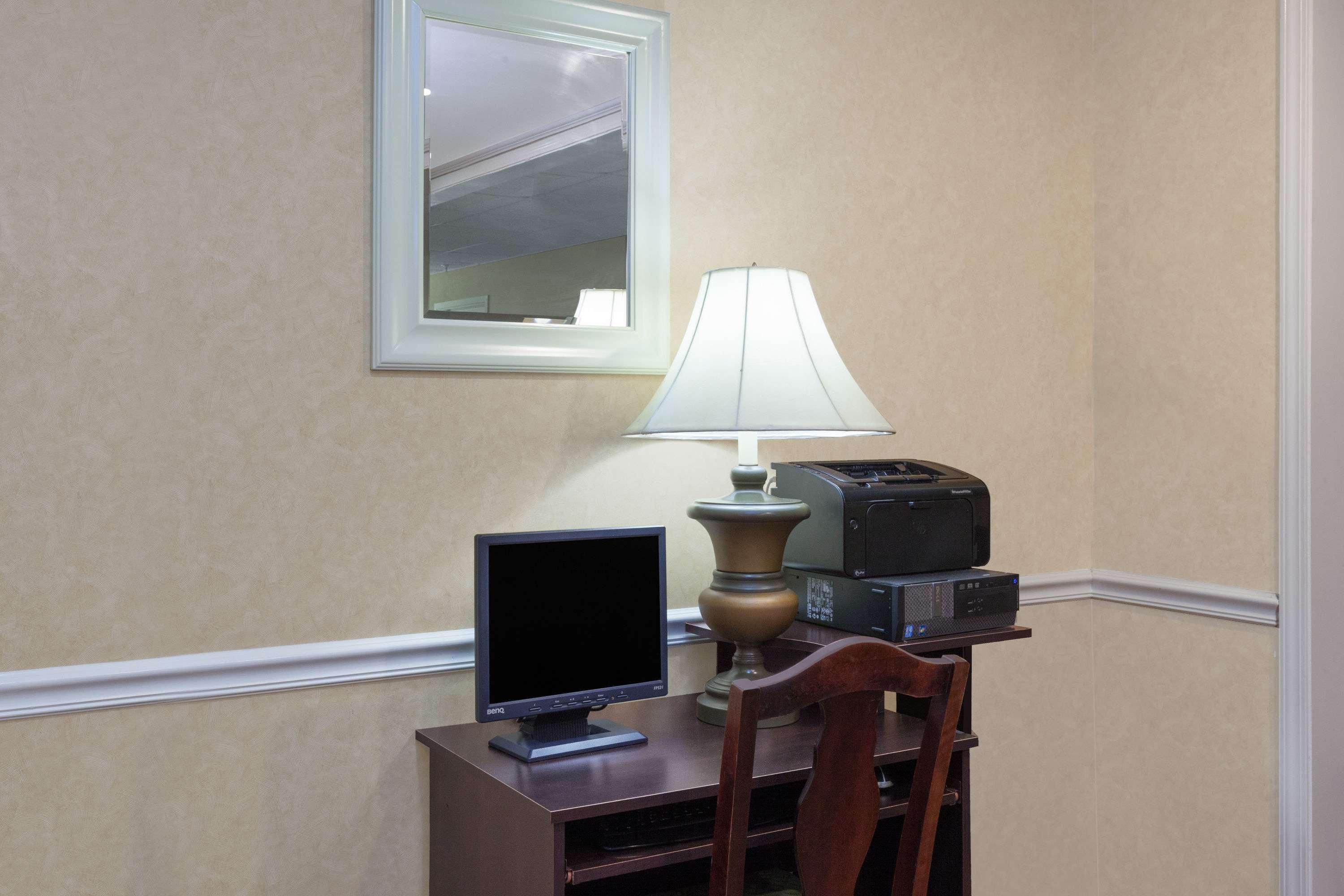 Baymont By Wyndham Lafayette Airport Hotel Luaran gambar