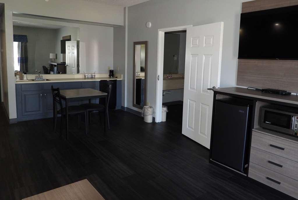Baymont By Wyndham Lafayette Airport Hotel Bilik gambar