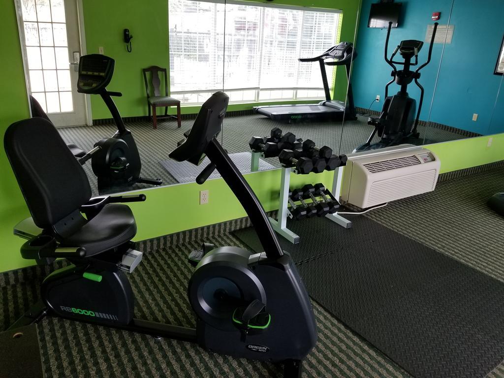 Baymont By Wyndham Lafayette Airport Hotel Luaran gambar