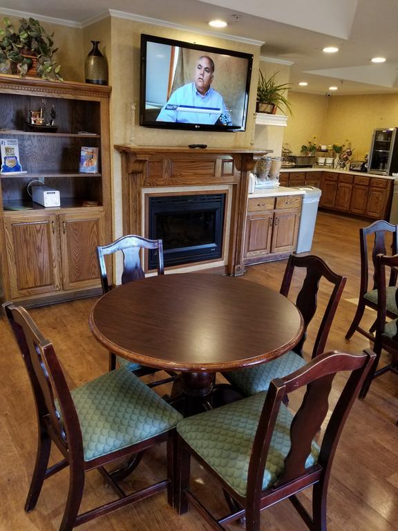 Baymont By Wyndham Lafayette Airport Hotel Luaran gambar