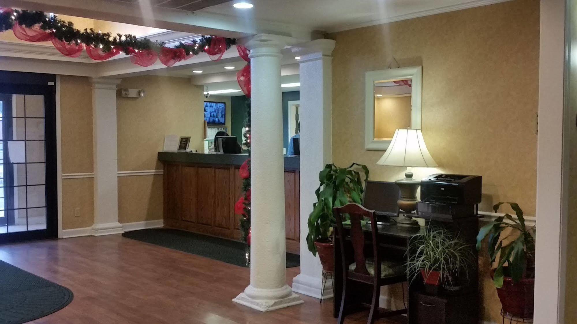 Baymont By Wyndham Lafayette Airport Hotel Luaran gambar